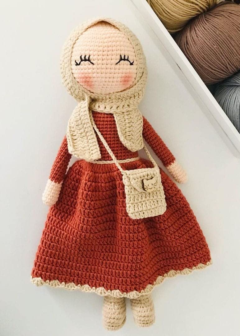 Crochet Hijab Doll, Amigurumi Muslim Doll, Muslim dolls for girls, Muslim toy, Ramadan gift, Muslim Gift, Eid Gifts For Kids, Ramadan gifts for kids (Brick color)